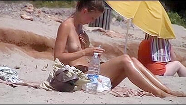 Beach Girl Tubo Voyeur Video Hot Nude Girato in cam nascosta