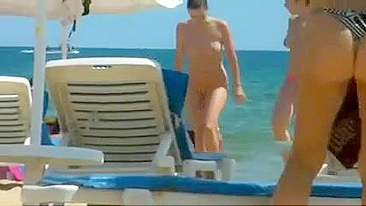 Sneaky Voyeur Filmed Topless Beach Girls, Ultimate Thrill!