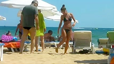 Sneaky Voyeur Filmed Topless Beach Girls, Ultimate Thrill!