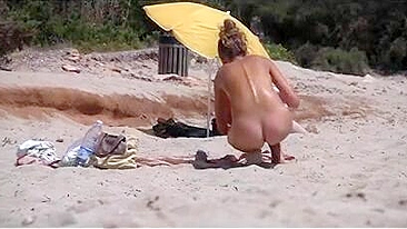 Dirty Beach Voyeur Tube Video Hot Babe's Nakedness Secretly Filmed