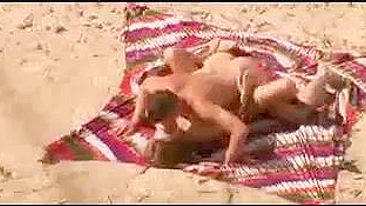 Spiaggia XXX Video coppia Caught Having Sex Voyeur fotocamera