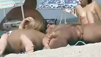 Spying Sexily Naked Pussies At The Beach In Europe
