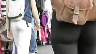 Sexy Girl's See-Through Leggings Caught On Candid Camera!