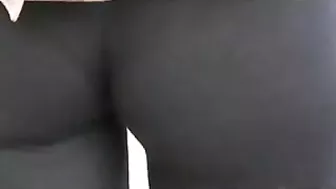 Sexy Girl's See-Through Leggings Caught On Candid Camera!