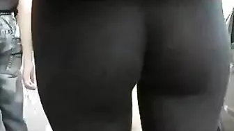 Sexy Girl's See-Through Leggings Caught On Candid Camera!