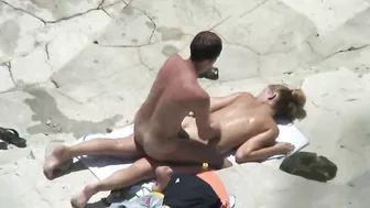 Purely Absurd! Super Hot Mom Spied Naked Sunbathing At The Beach