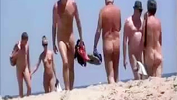 Spy Beach Video of Nude Mature Couples Making Sex