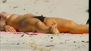 Voyeur On The Beach, Hot Topless Women!