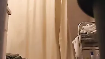 Cam Spy dans la salle de bain Fille Busty Filmé Douche