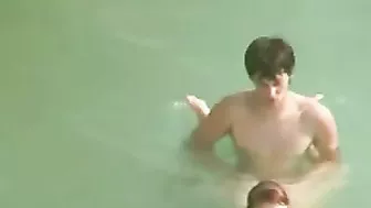 Secreto Sexo Voyeur Playa Pareja video filmado Follando en el agua