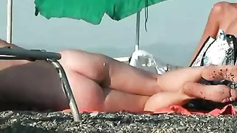 Frans naaktstrand Video heet naakt meisje Voyeur Cam bespied