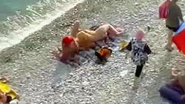 Warm Beach Sex Video collectie Blonde meisje Fucked op strand