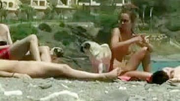 Nude Beach Voyeur's Perfect View Of Mature Co**T