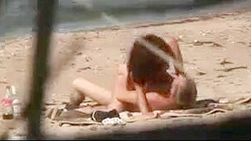 Secretly Filmed Amateur Couple Having Sex On The Beach