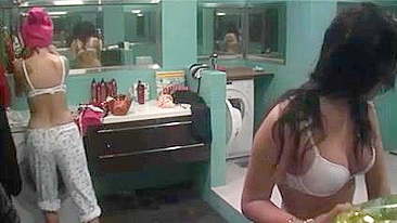 Big Brother Nude Video Hot Naked Girl Filmed Doing Shower