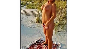 Topless Beach Video Grandi Tette E Culo