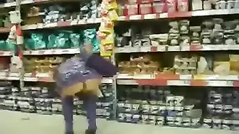 Femme Sexy En Video Upskirt Nu À La Boutique Locale