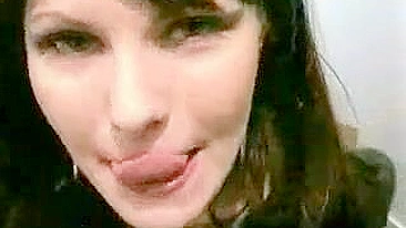 Duitse Voyeur cabine Sex Video in openbare supermarkt