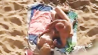 Sexo en el playa porno Video