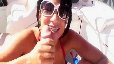 Hot Amateur Chick Blows Guy On A Boat