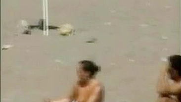 Enjoy The Sunbathing In Public Nude Beach