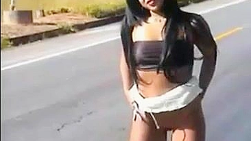 Sultry Amateur Girl's Steamy Road Flash Stuns!