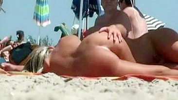 Amo il video della spiaggia Topless