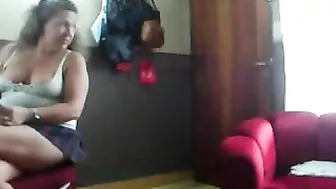 Naughty Hidden Cam Caught Delivery Man Surprised By Flashing Woman