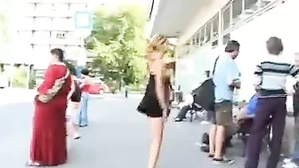 Voyeuristic Nude Hottie In Street Tape Is Artfully Captured On Video