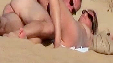 Amateur Couple's Voyeur Video Caught: Private Fucking On Beach