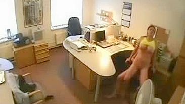 Secretary Fucked By Boss And Taped On Secret Camera