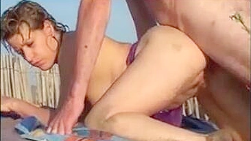 Hot Milf Getting Filmed while Fucking on a Public Beach