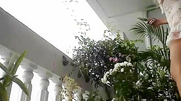 Hidden Voyeur Cam Friends Girl With No Panties Filmed Inside