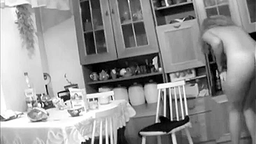 Naughty Hot Mom Caught Naked In Kitchen On Spy Cam