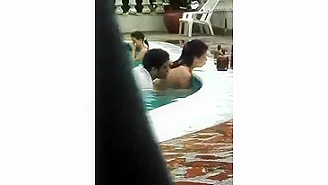 Live Sex Caught On Camera Couple Fucking In Pool
