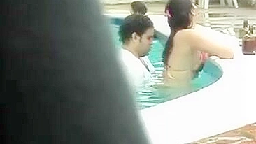 Live Sex Caught On Camera Couple Fucking In Pool