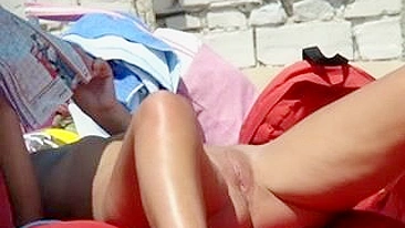 Sensational Big Boobs Beach Lady Filmed Topless, Caught On Voyeur Vid!