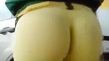 Girl Worker With Great Outfit Shows Ass On Spy Cam