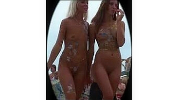 Naakt Beach Girls Gefilmd op Voyeur camera doen Topless