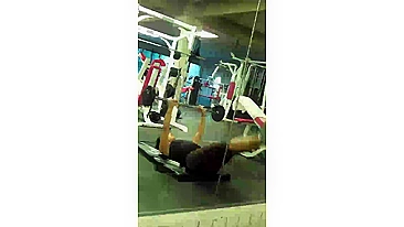 Hot Girl's Tight Pants Exposed At Gym Captured By Secret Camera