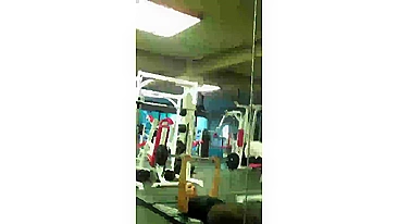 Real Amateur Hottie At The Gym Shows Electrifying Perfect Ass