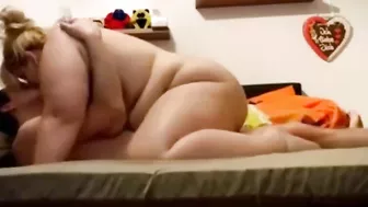 Horny BBW MOM Fucks Anything with a Hole! Cum Watch Her Get Filled Up! Horny BBW MOM Fucks Anything with a Hole! Cum Watch Her Get Filled Up!