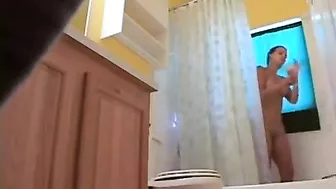 Caught Shaving Her Pussy! Bro's Sneaky Shower Stash Unearths Sis' Sexy Secrets!