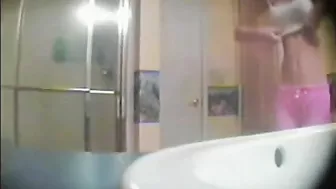 Spying ~ I'm gonna jerk off to that slut's naked body while she takes a bath! Spying ~ I'm gonna jerk off to that slut's naked body while she takes a bath!