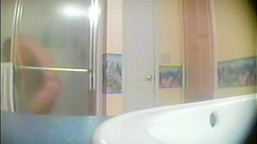 Spying ~ I'm gonna jerk off to that slut's naked body while she takes a bath!
