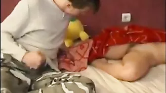 Fucking busty mom and son's hard sex on the bed - dad's away, who cares!