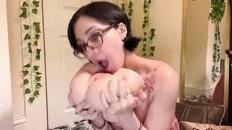 Fuckin Mommy's Piss Fetish Cum-Filled Cunt Gets Fucked Deep  Dirty!