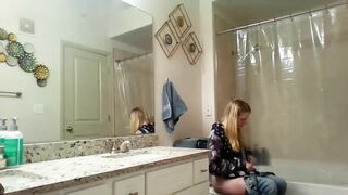 Sister Caught Masturbate With A Held Shower Head In The Bathroom!