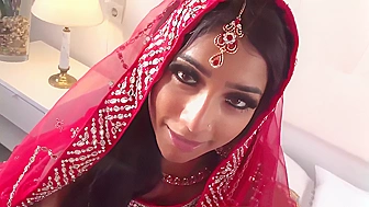 This fresh-faced Indian bride fucks like a champ, pure cock-pleasing gold!
