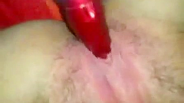 Caught on Hidden Cam! 19YO Daughter Masturbating with shampoo bottle Solo
